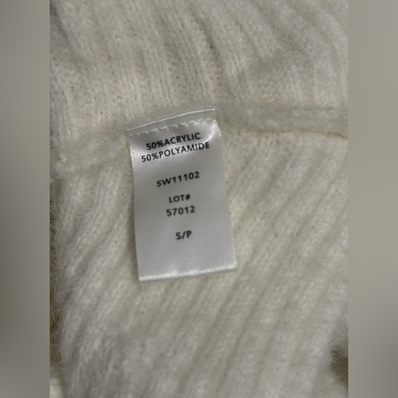 Elan Off-the-Shoulder White Sweater - Picture 5 of 8